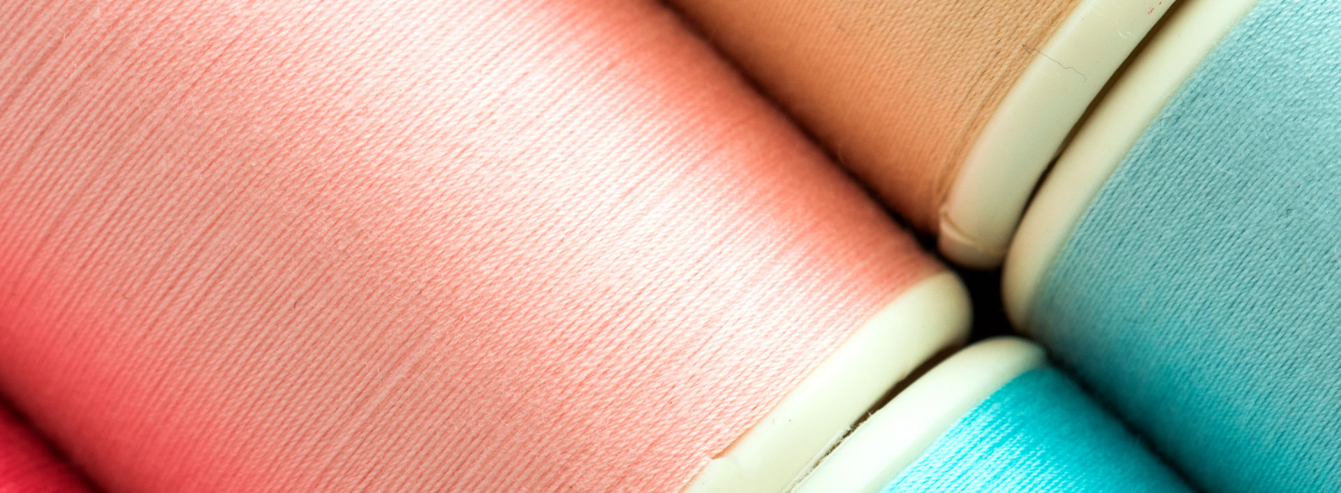 Quick Comparison Guide Between Polyester and Nylon